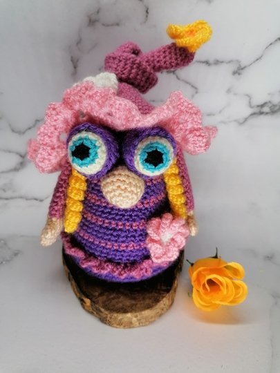 Gnome-Lady „Thrugsi BE“ – crochet pattern
