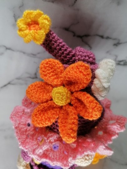 Gnome-Lady „Thrugsi BE“ – crochet pattern