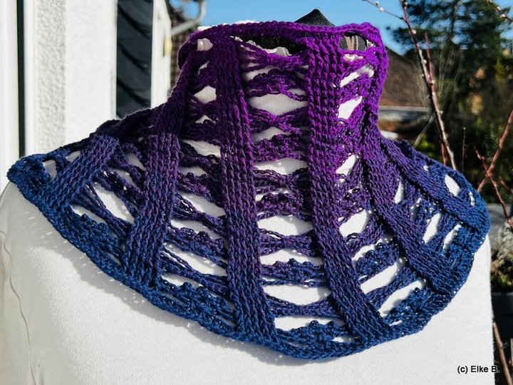 Punawai - infinitiy scarf