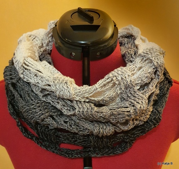 Punawai - infinitiy scarf