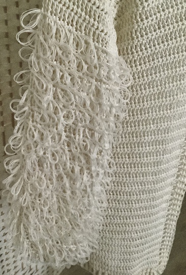 Boho-Kuschel-Wuschel-Häkeljacke mit Taschen