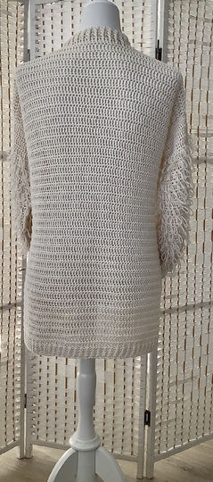 Boho-Kuschel-Wuschel-Häkeljacke mit Taschen