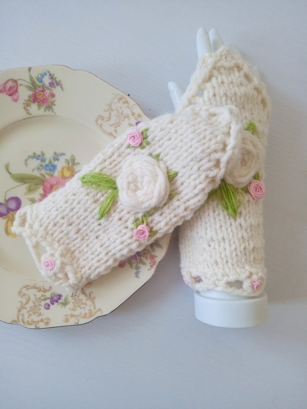 Strickanleitung für bestickte, schnelle Stulpen - Bild 2