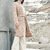 Clean, reduziert und leicht: Die Longjacke in ruhigem Beige