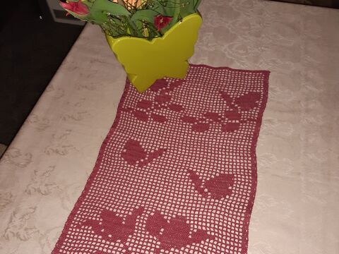 Tischläufer Frühling "Tulpen" Häkelanleitung