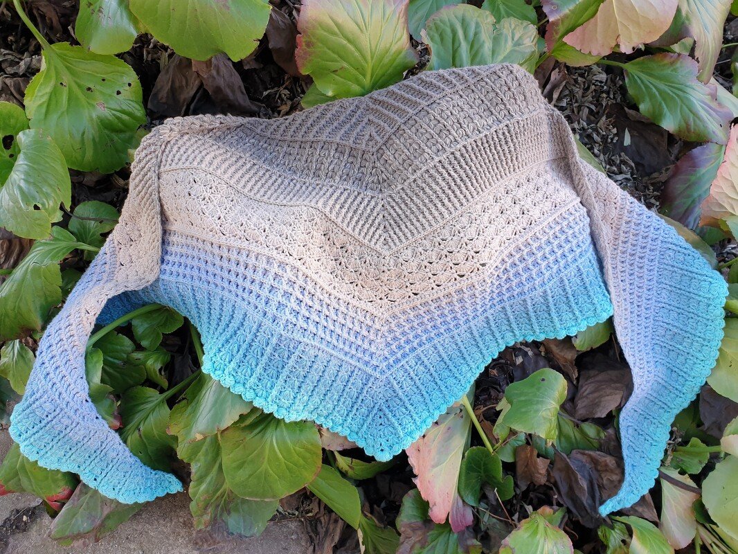 Mix of Six - flaches kuscheliges Dreieckstuch mit 6 Mustern - Bild 10