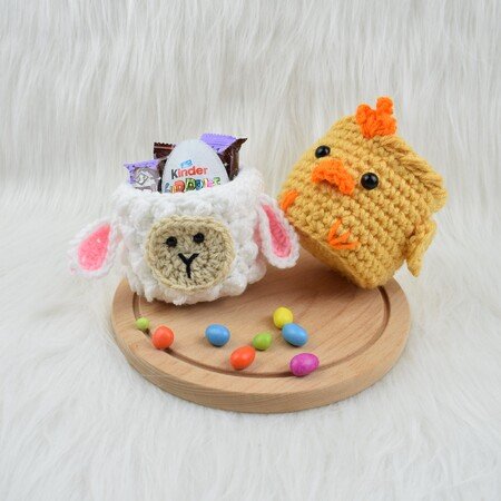 Crochet Easter mini basket for candies- mini chicken and sheep basket