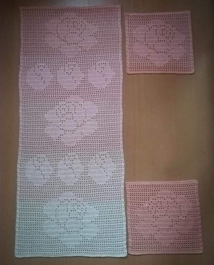 Häkelanleitung Tischläufer und Tischsets Rosen