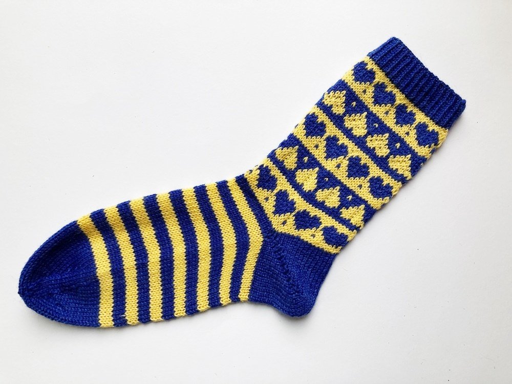 Socken Küstenstrick No. 10 - istandwithukraine