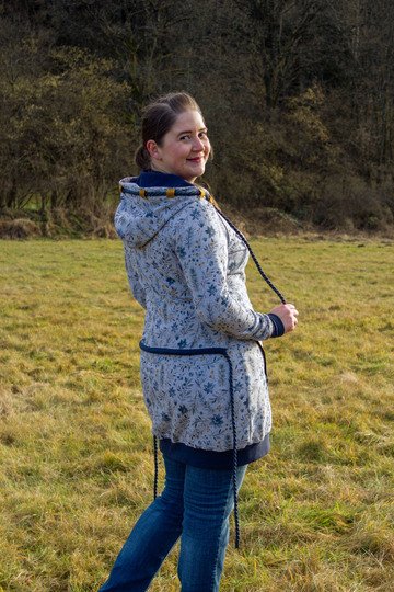 Schnittmuster lange Sweatjacke oder Cardigan mit Kapuze Damen Gr. 32 - 62