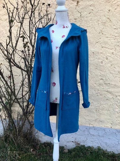Schnittmuster lange Sweatjacke oder Cardigan mit Kapuze Damen Gr. 32 - 62
