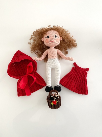 Märchenfigur Rotkäppchen