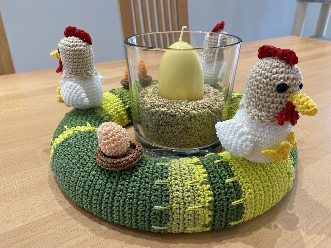 Häkelanleitung - Tischkranz "Hühnerfarm" - Bild 2