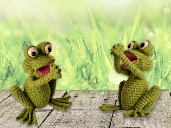 Crochet Pattern Bridal Arch Frog couple