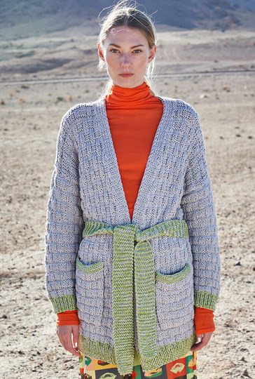 Strickanleitung: Lässiger Struktur-Cardigan mit Glanzlichtern