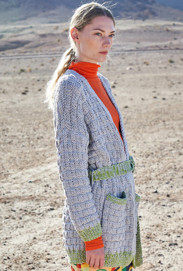 Strickanleitung: Lässiger Struktur-Cardigan mit Glanzlichtern