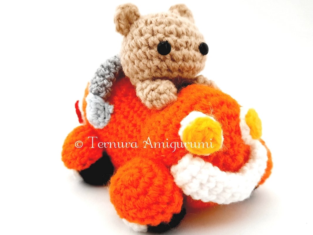 Crochet pattern car with bear - Image 5