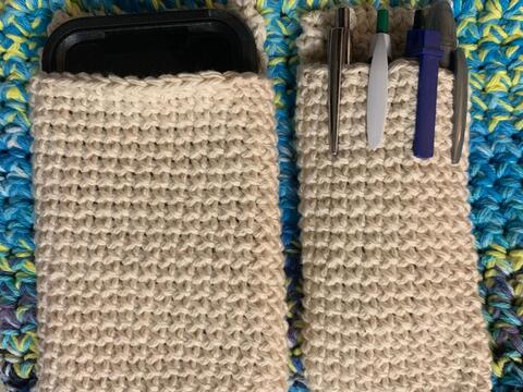 Crochet bag pouches pattern in 3 sizes