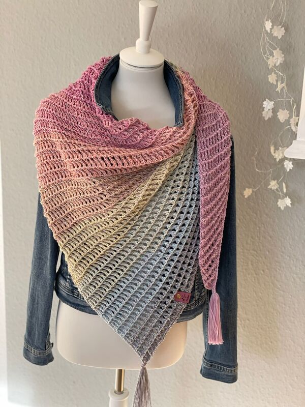 Häkelanleitung Tuch Suri