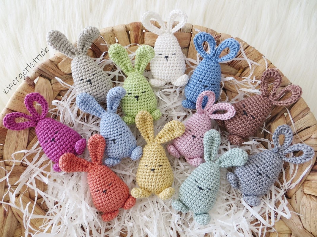 bunte Mini-Häschen häkeln - süße Osterdeko