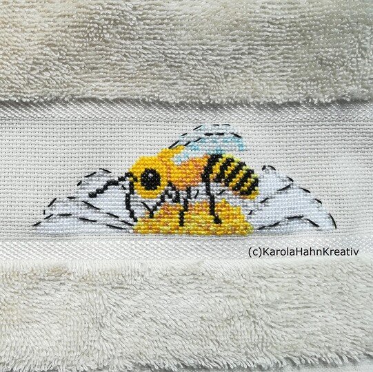 Kreuzstichvorlage "Biene" ( Bin im Garten ),Stickmotiv für Naturliebhaber