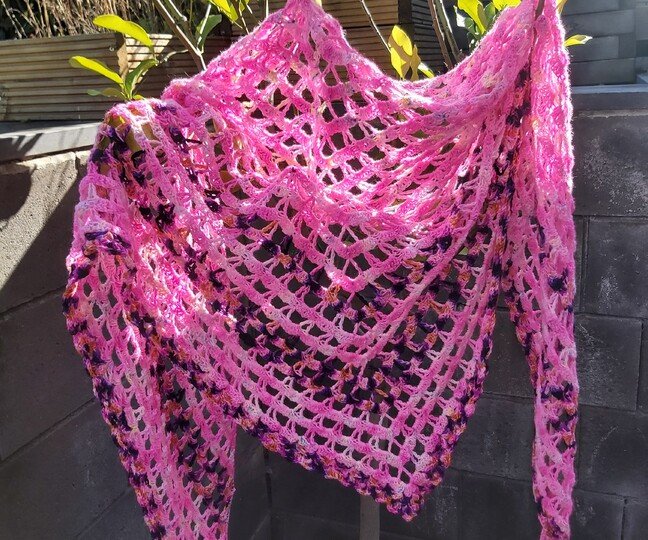 Crochet Pattern "Pink Mermaid" Shawl