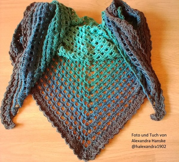 Crochet Pattern "Pink Mermaid" Shawl