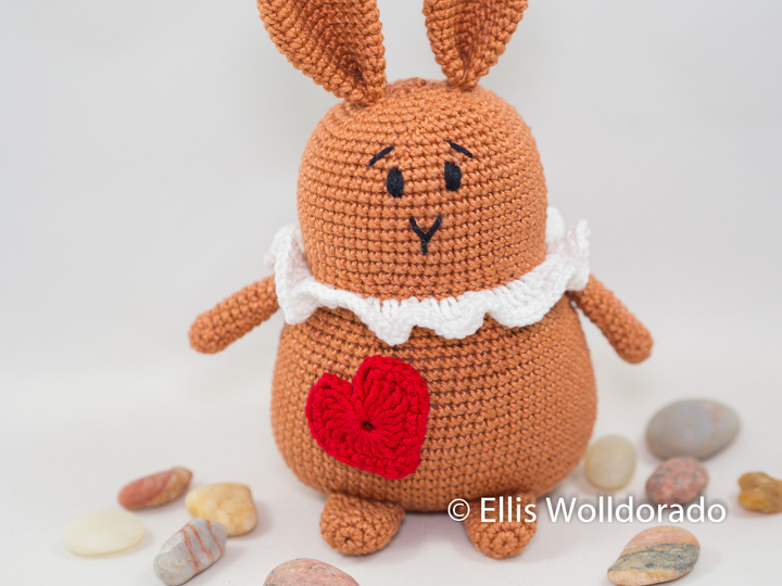Hasi mit Herz, Häkelanleitung, Amigurumi