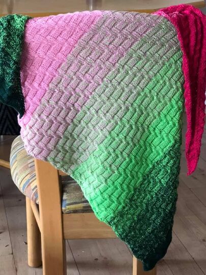 Shioma -  Zopfoptik ohne zu zopfen,  gestricktes Tuch