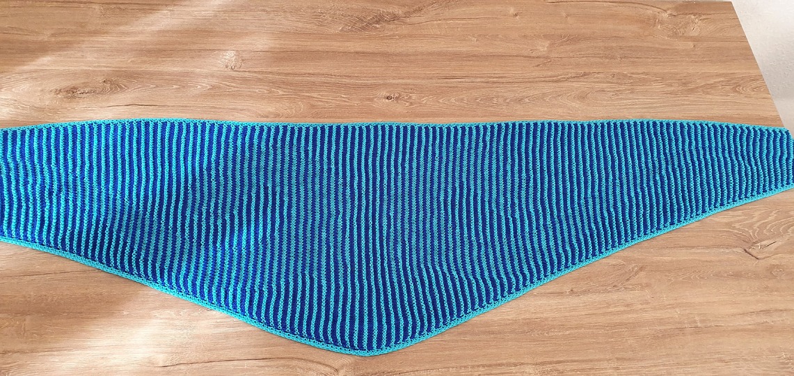 Dragon, Shadow Knitting, Illusion Knitting, Flat Motif Shawl