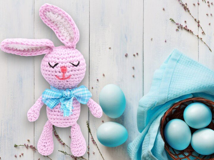 Häkelanleitung Oster-Hasi, schnell gehäkelt aus Wollresten