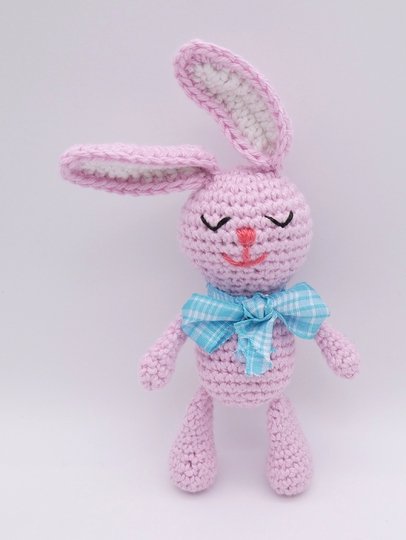 Häkelanleitung Oster-Hasi, schnell gehäkelt aus Wollresten