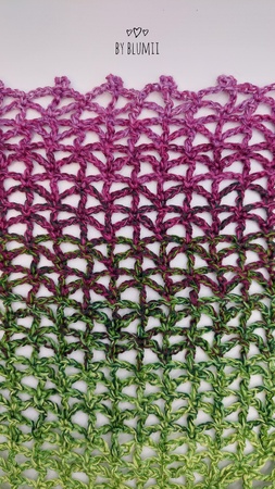 Triangular Scarf "Wild Wine"