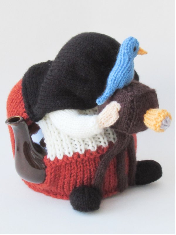 Photographer Tea Cosy Knitting Pattern