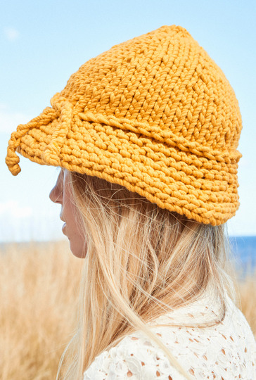 Strickanleitung: Fröhlicher Sonnenhut in Gelb