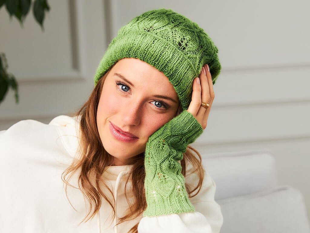 ARMSTULPEN UND MÜTZE GREEN PLAY