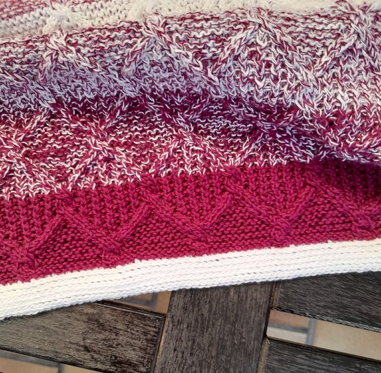 Strickanleitung für die Decke/Babydecke "Little Hug"