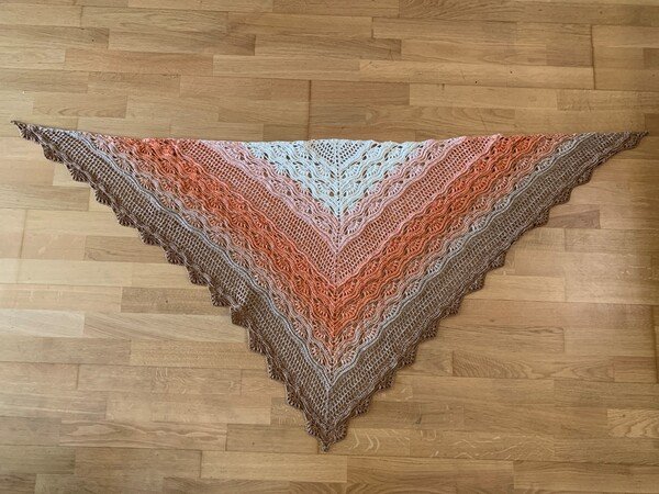 Crochet Pattern Triangular Scarf "Briseis"