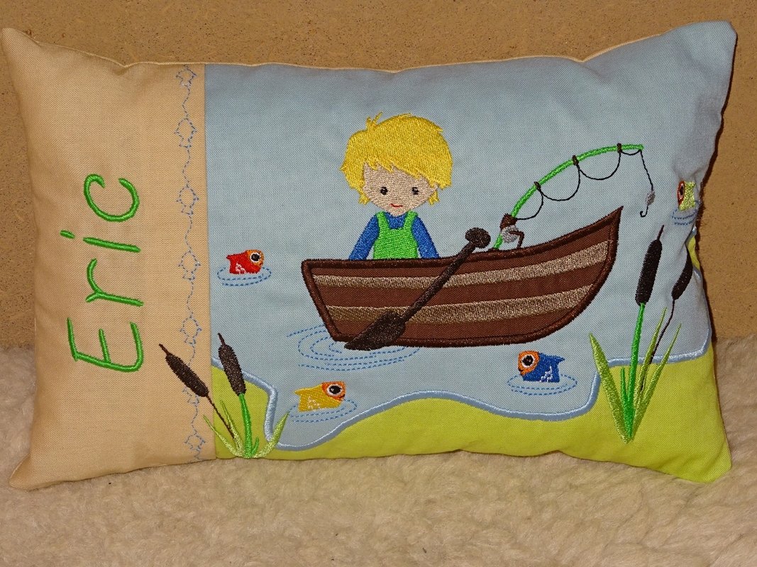Angeln Fisch Boot - Kissen ITH - Angler Stickdatei