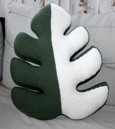 Monstera Kissen – Häkelanleitung für ein Blatt-Kissen, ca. 50 cm (Deko)