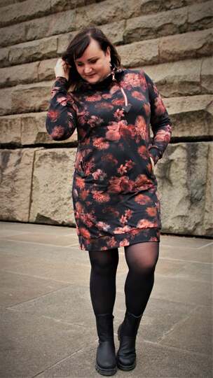 E-Book Hoodie/Kleid Katniss – PDF-Format in Gr. 34-50 | Ebenen & Beamer