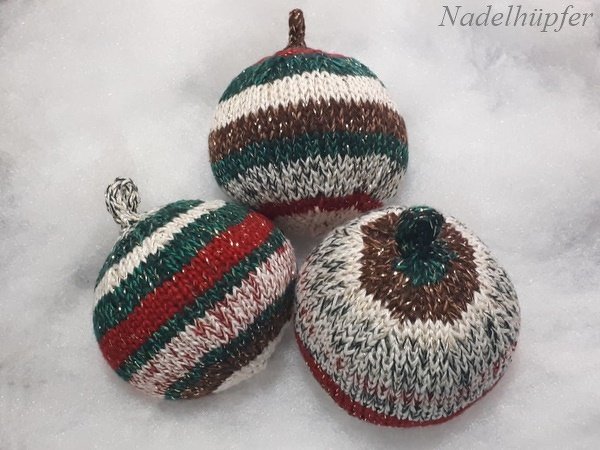Strickanleitung Christbaamkugl, Christbaumkugel, Weihnachtskugel - Bild 2