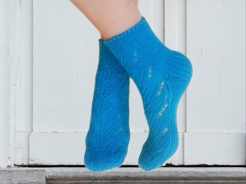 Lace socks. Knitting pattern