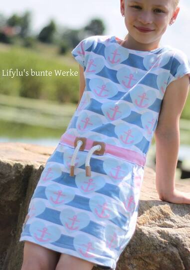 Kleid/Shirt Kinder – E-Book Schnittmuster Gr. 134-176 – Helvi Teens