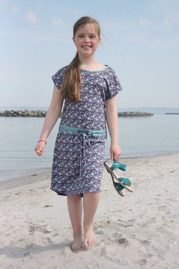 Kleid/Shirt Kinder – E-Book Schnittmuster Gr. 134-176 – Helvi Teens