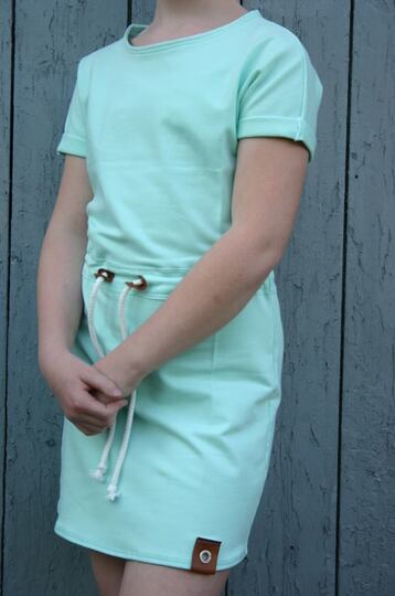 Kleid/Shirt Kinder – E-Book Schnittmuster Gr. 134-176 – Helvi Teens