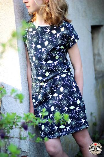 Kleid/Shirt Kinder – E-Book Schnittmuster Gr. 134-176 – Helvi Teens