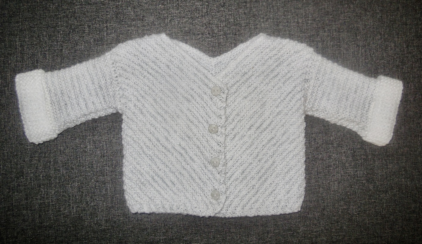 Schräg gestricktes Jäckchen "Lisa" - Bild 3