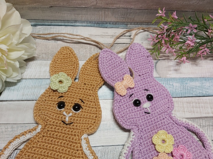 Häkelanleitung "Hasi-Aufhänger" (Wand/Tür/Fensterhänger/ Blumenstecker)