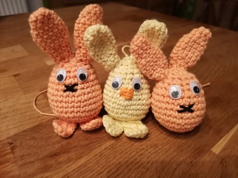 Häkelanleitung  Osterdeko Haseneierküken